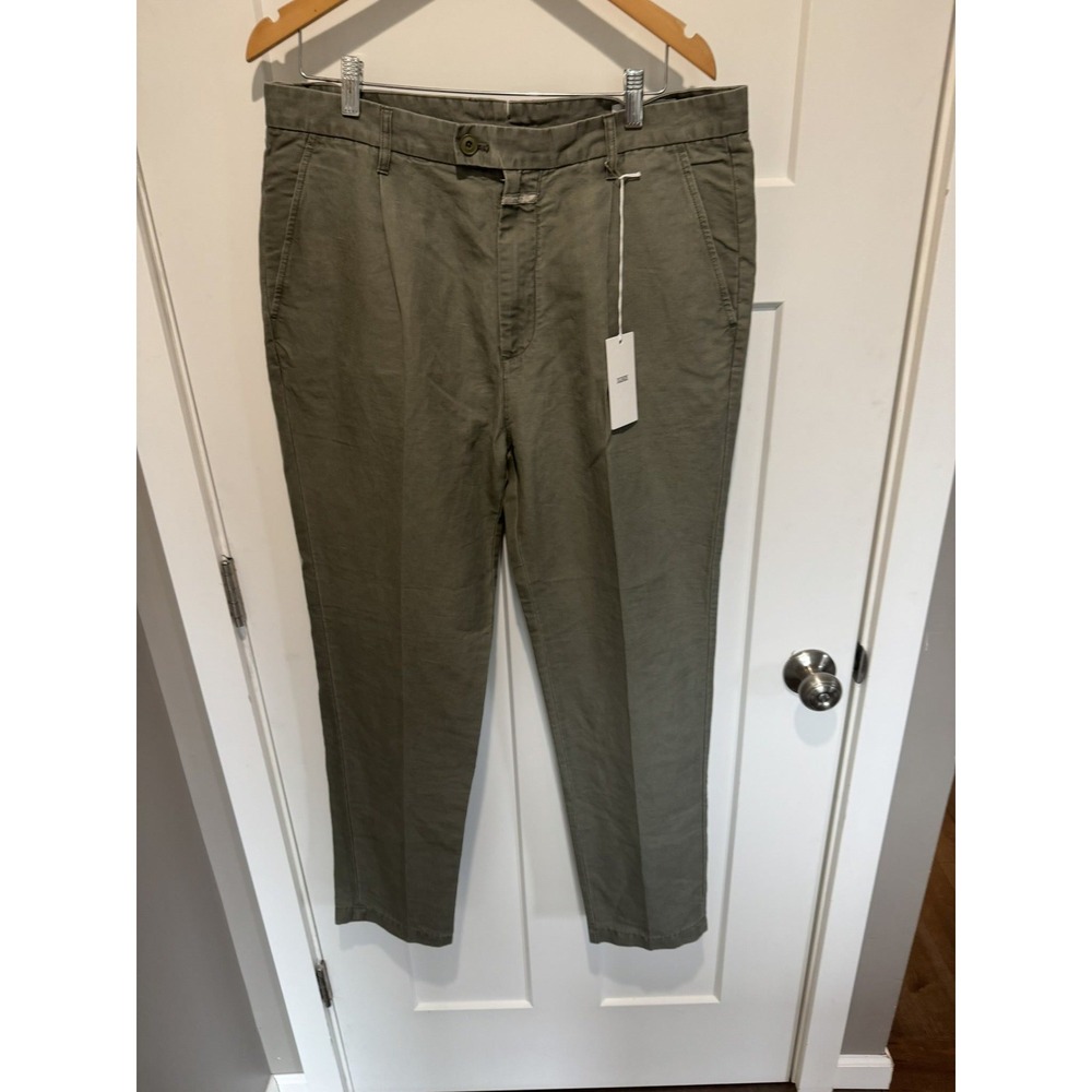 CLOSED Men Olive Green Pleated Chinos Pants Size 36 NEW MSRP: $199 USD